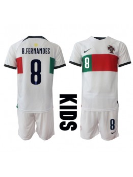 Portugal Bruno Fernandes #8 Auswärts Trikotsatz für Kinder WM 2022 Kurzarm (+ Kurze Hosen)